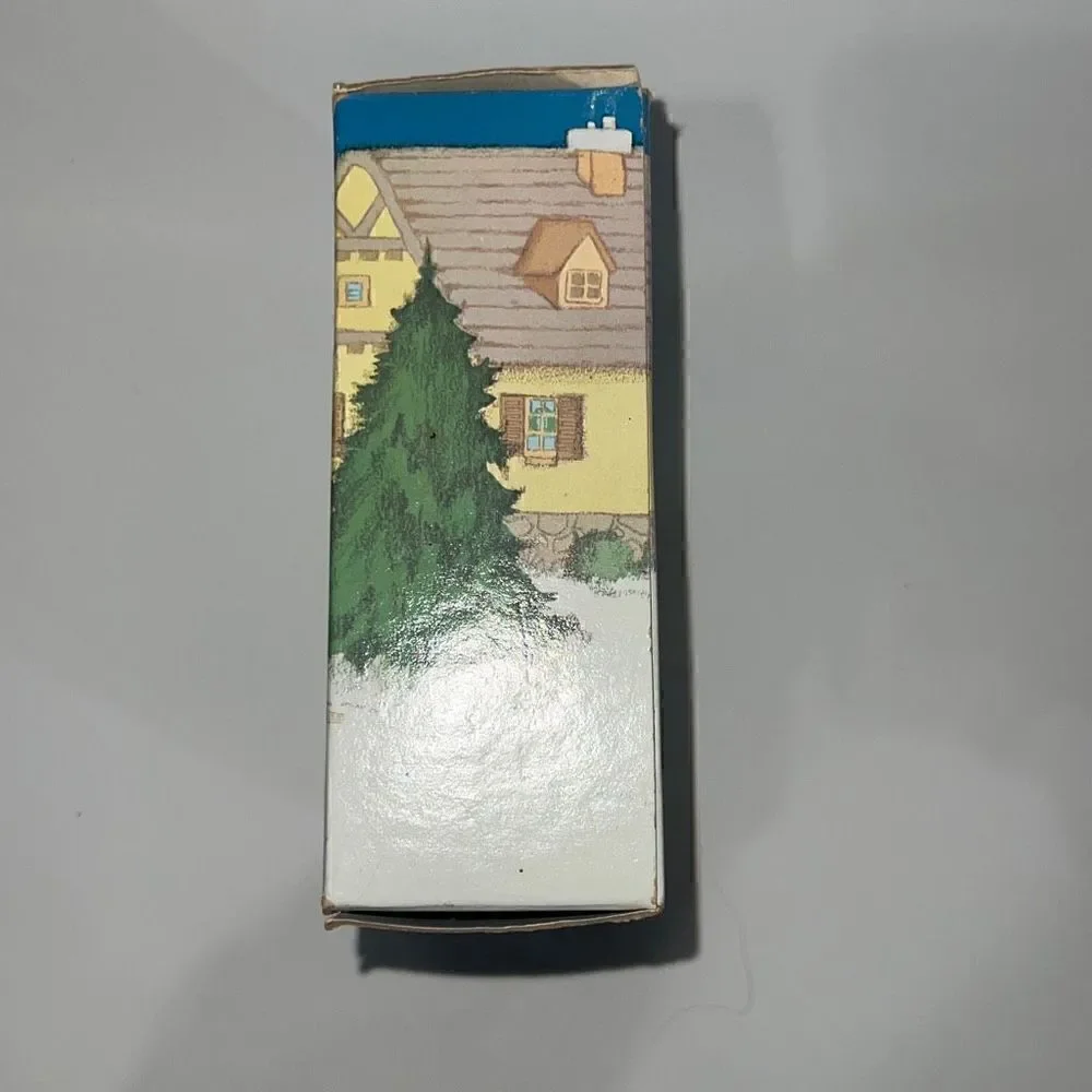 Avon Christmas Carollers Fragranced Soaps Vintage VTG Special Occasion Set of 2